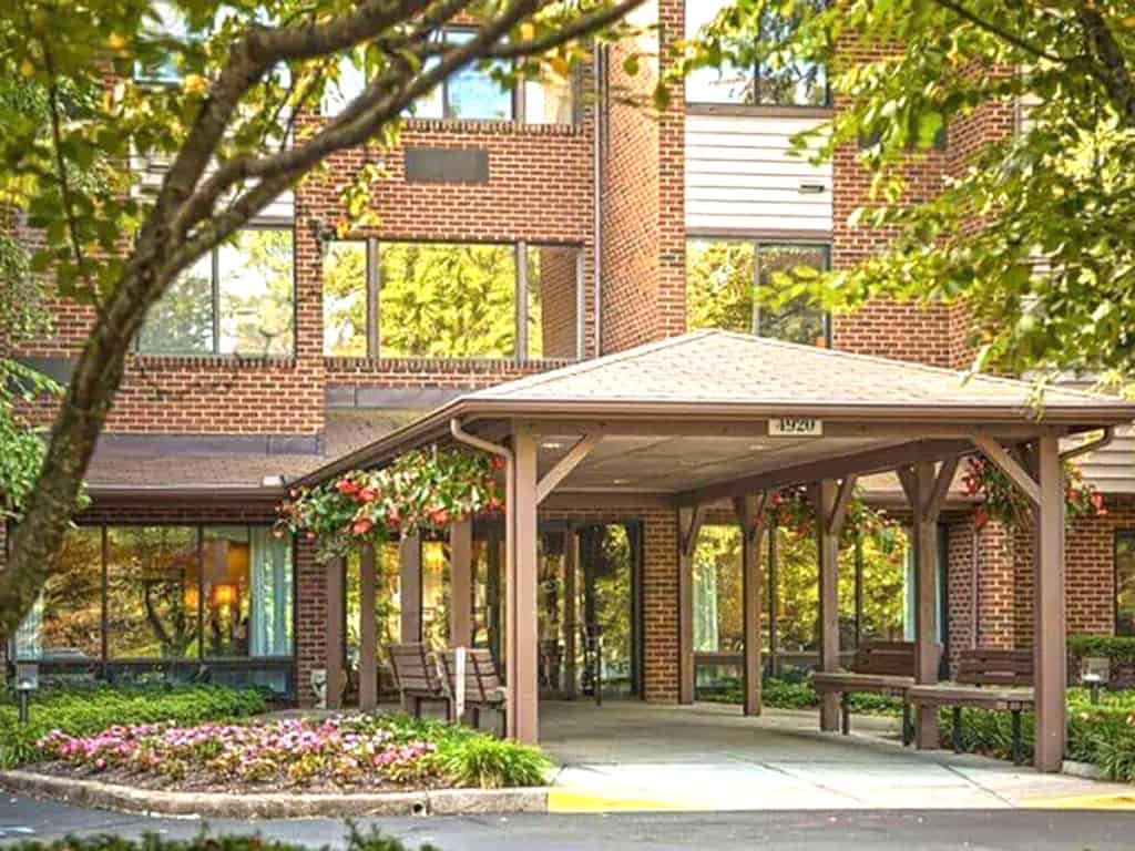 The Park Oak Grove Assisted Living & Rehabilitation Care