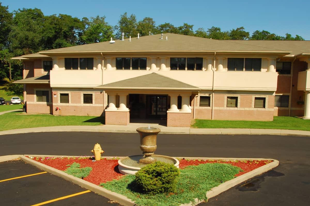 Carriage House Steubenville Ohio Assisted Living Community